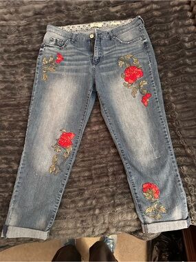 Vintage America Blue Boyfriend Jeans with Red Floral Embroidery